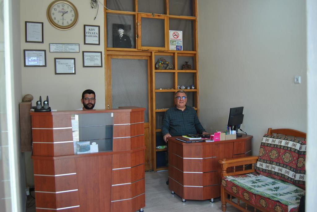 Set Arat Motel&Pansiyon Akçay Exteriör bild